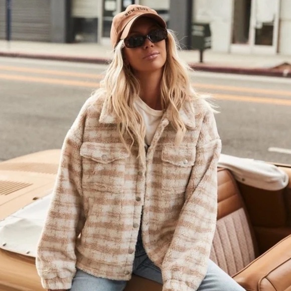 12th Tribe Jackets & Blazers - 12th Tribe Upstate Beige Teddy Jacket - S/M